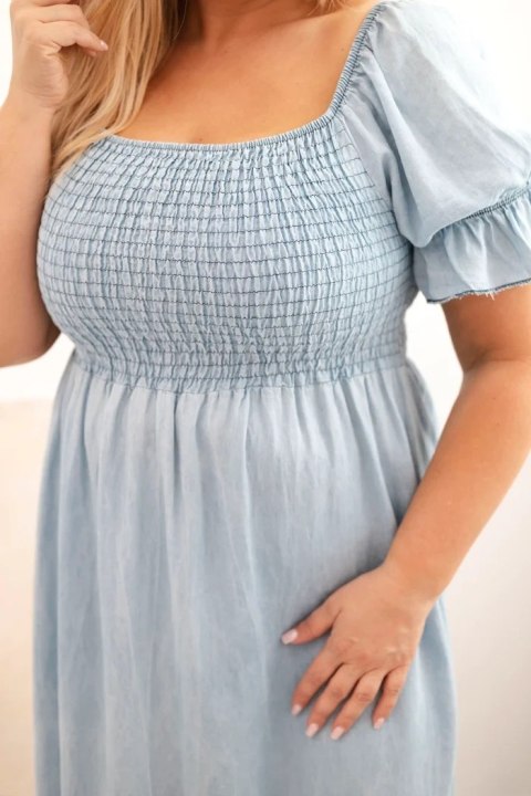 Sukienka damska plus size z krótkim rękawem i marszczeniem z tencelu maxi jasno jeansowa