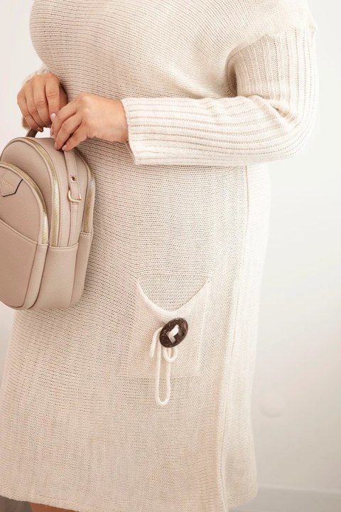 Sukienka swetrowa damska Plus Size z moherem oversize z kieszenią beżowa