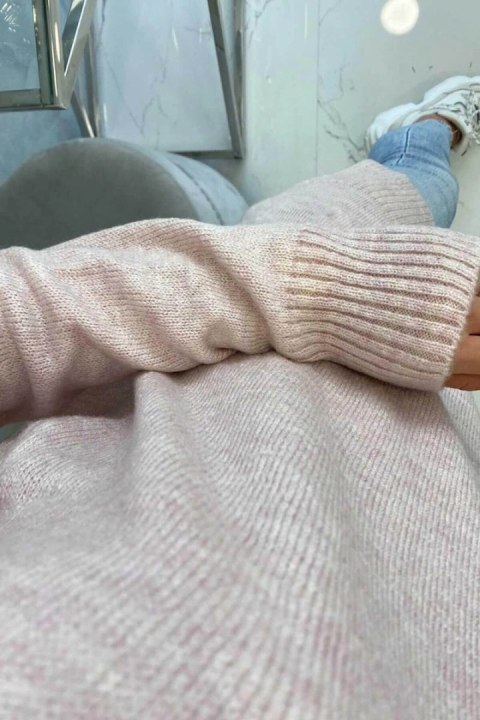 Sweter ze stójką jasno pudrowy róż