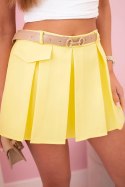 Spódnico-spodenki damskie z zakładkami i paskiem żółte