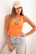 Bluzka damska prążkowana na ramiączkach z ozdobną naszywką ciemno pomarańczowa