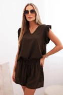 Komplet damski z wiskozy bluzka z falbankami i krótkie szorty brązowy