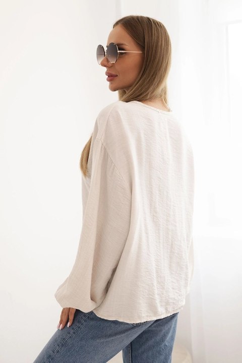 Bluzka damska z wiskozą z marszczonym dekoltem i ozdobą beżowa