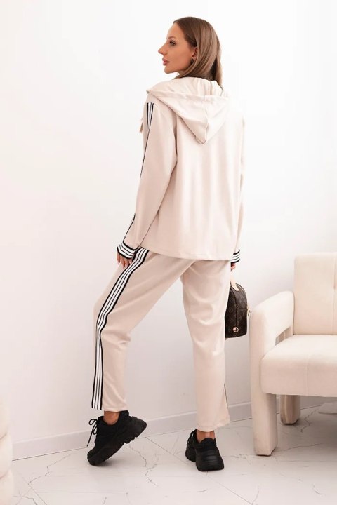 Komplet damska z wiskozą z lampasem i marynarką sportową beżowy