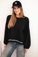 Bluza damska z ozdobnym wykończeniem na dole czarna