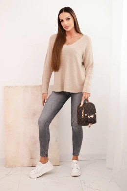 Sweter damska z wiskozą z dekoltem w serek ciemno beżowy