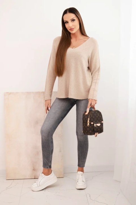 Sweter damska z wiskozą z dekoltem w serek ciemno beżowy