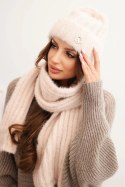 Komplet damski czapka i długi szalik z miękkiej przędzy jasno pudrowy róż