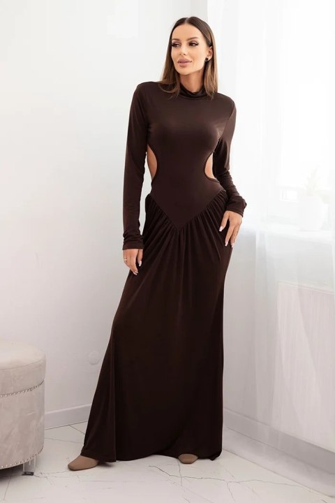 Sukienka damska z wiskozą długa z golfem i odkrytymi plecami brązowa