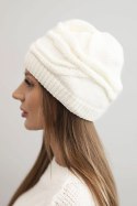 Czapka damska zimowa wełniana z ozdobnym splotem K429 ecru