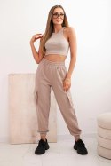 Spodnie damskie bawełniane cargo z kieszeniami i łańcuszkiem beżowe
