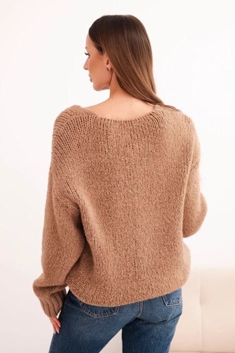 Sweter damski z domieszką wełny z dekoltem V camelowy