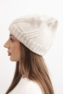 Czapka damska zimowa z wełną i zdobieniem z dżetów K480 beżowa