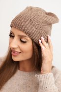 Czapka damska zimowa z wełną o prążkowanym splocie K471 mocca