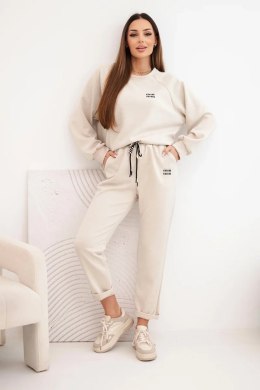 Komplet damski masełkowy z wiskozy z bluzą i spodniami beżowy