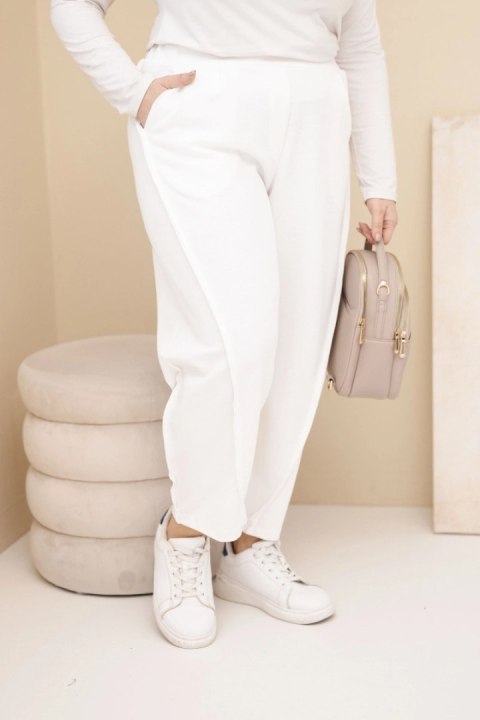 Spodnie damskie bawełniane Plus Size o luźnym kroju z wysokim stanem ecru