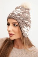 Czapka damska zimowa wełniana z motywem śnieżynki i pomponem K450 mocca