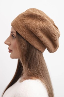 Czapka damska wełniana klasyczna gładka beanie K420 camelowa