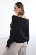 Sweter damski wiskozowy asymetryczny typu nietoperz czarny