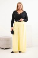 Spodnie damskie Plus Size z szeroką nogawką i paskiem żółte